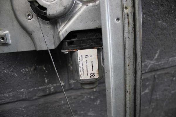 MECHANISM LEVE VITRE DROIT CITROEN C1 5-PORTE 2005-2014 - Vue 4